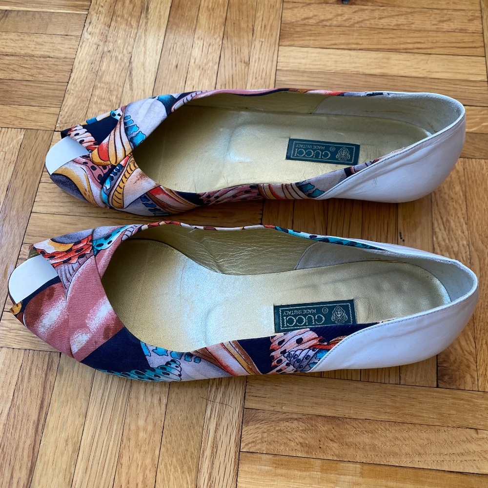 Vintage Gucci Flora Floral Botanical Print And Leather Flats Size 39